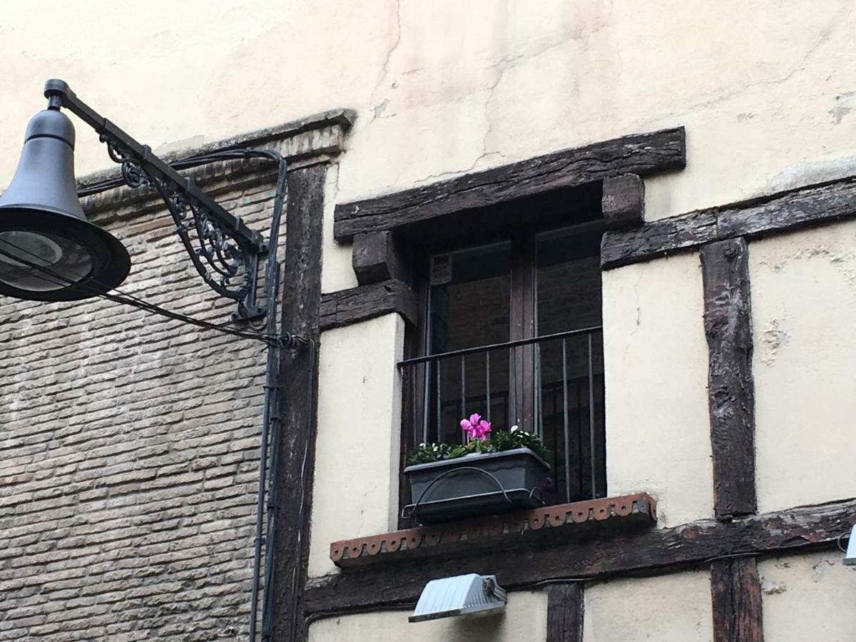 Apartmán Maitagarri Casco Antiguo Pamplona Exteriér fotografie
